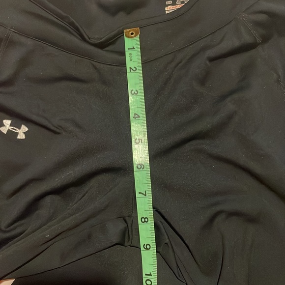 Under armor, yoga pants - Picture 4 of 6